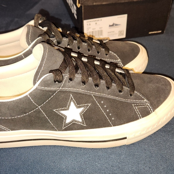 Converse - Picture 7 of 8